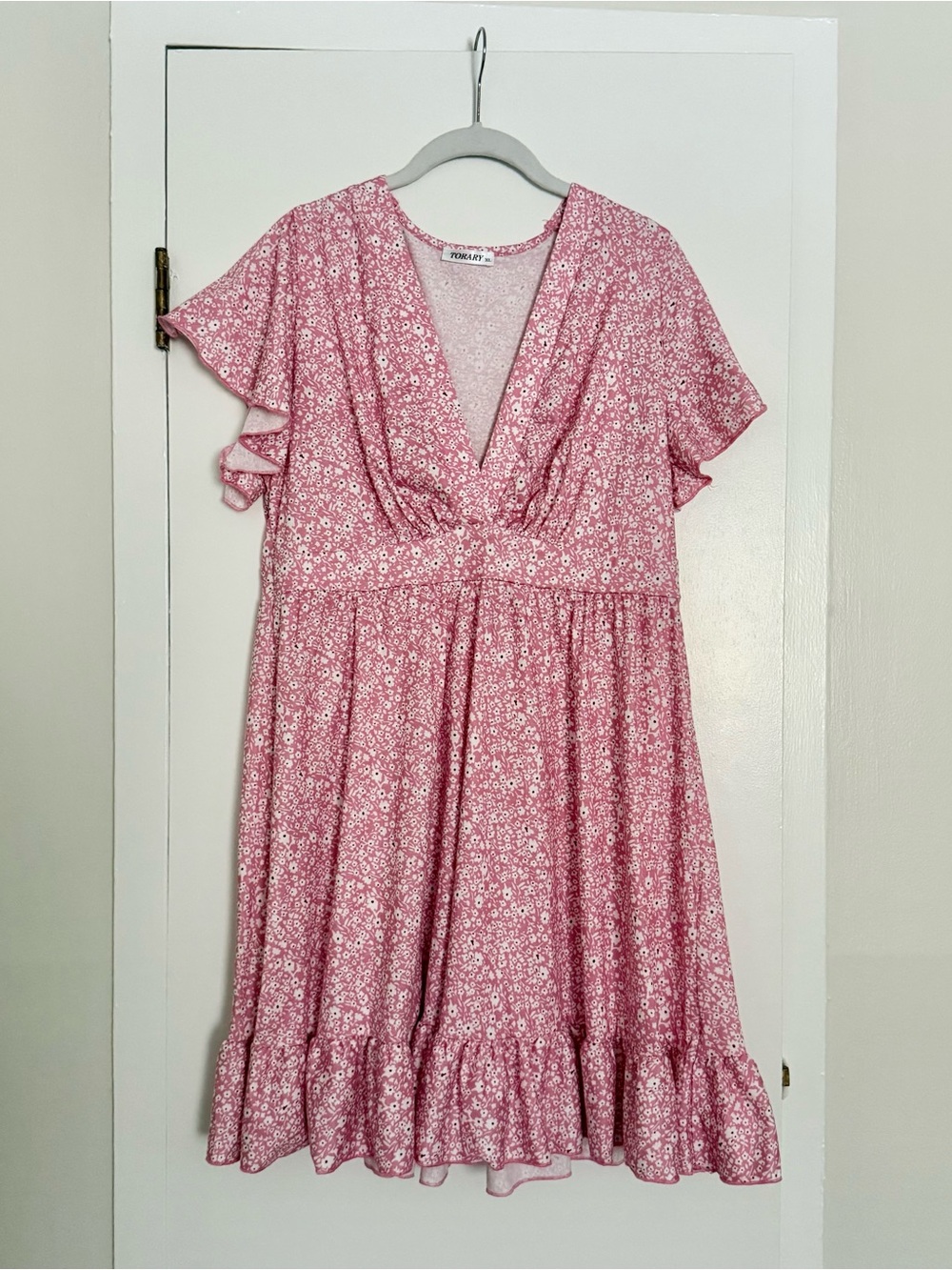 Torary Pink Floral V-Neck Ruffle Hem Dress